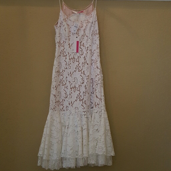 Track Reese optic white flounce slip dress size 0