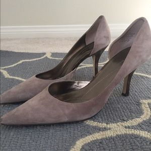 Charcoal gray Suede heels 😍