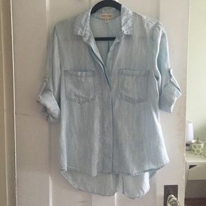 Cloth and stone chambray split back button up