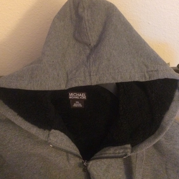 Sold!! 🌟price drop🌟Nwt Michael korse - Picture 2 of 3