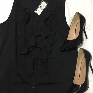 *NWT* Black ruffle shirt