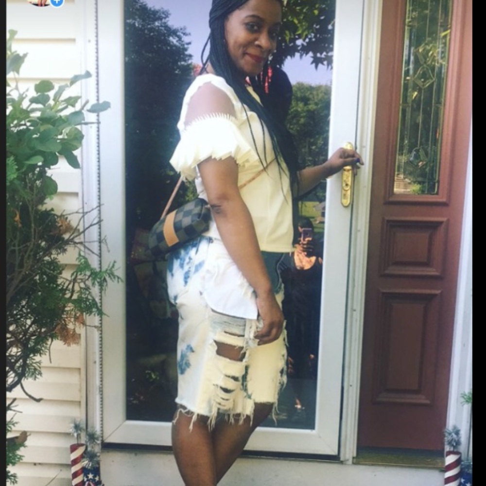 Meet your Posher, Jamillia