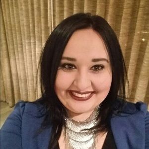 Meet your Posher, Veronica