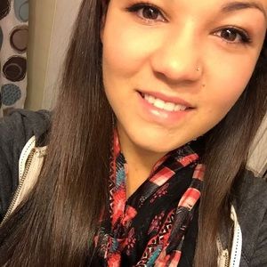 Meet your Posher, Savannah