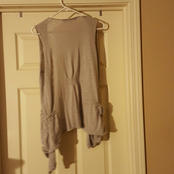 Sparrow vest - Picture 3 of 3