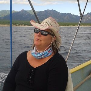 Meet your Posher, Charlene