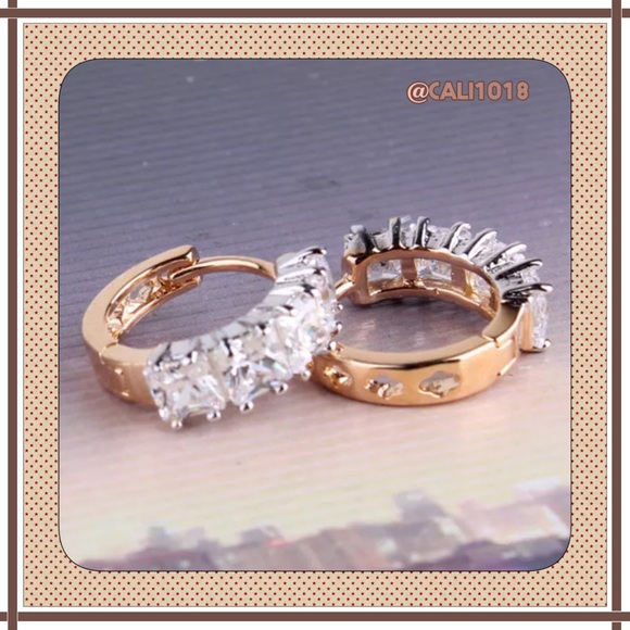 🆕Yellow Gold Filled Swarovski Crystal Earrings - Picture 2 of 4