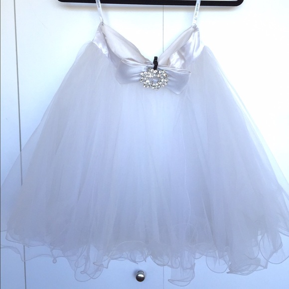 Dress - Picture 3 of 3