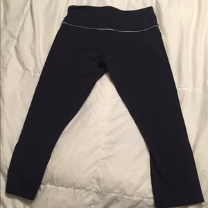 Lululemon reversible crop leggings