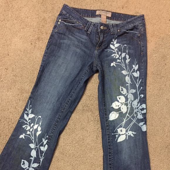 Detailed Jeans - Picture 2 of 4