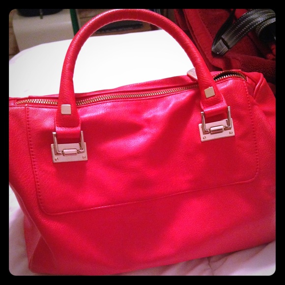 Red Express Satchel