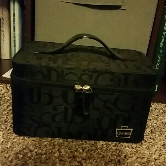 Caboodles makeup container