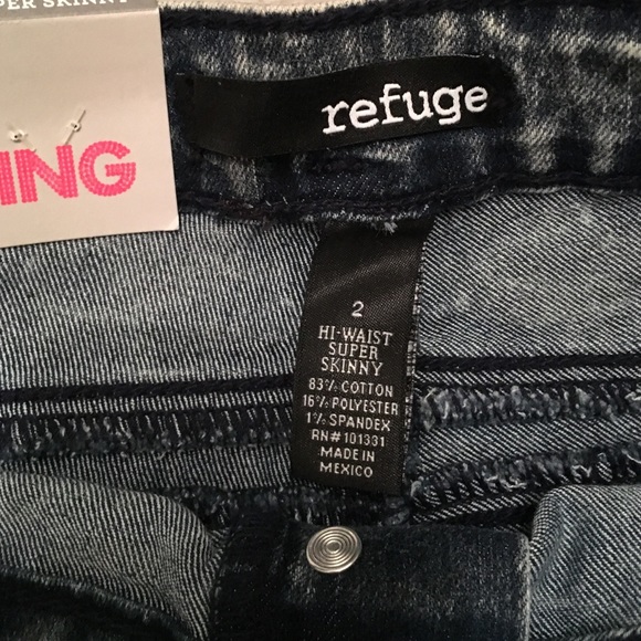 SOLD - Picture 4 of 4