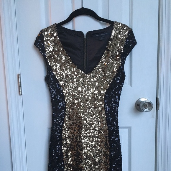 French Connection Holiday Dress. Size 4. - Picture 4 of 4