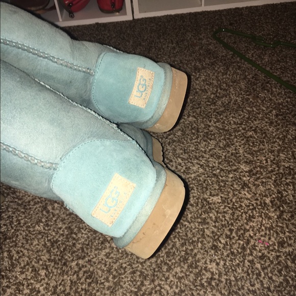 bluish uggs - Picture 2 of 4