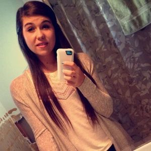 Meet your Posher, Grace