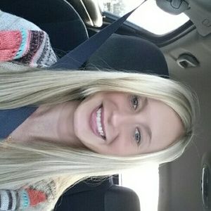 Meet your Posher, Kendra