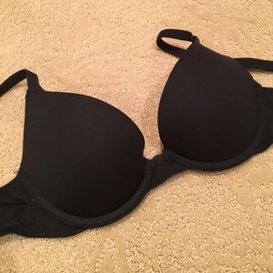 Victoria's Secret PINK black bra size 32B