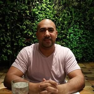 Meet your Posher, Daniel