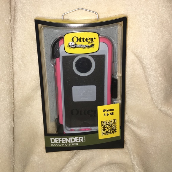 iPhone 5/5s Otter Box Defender