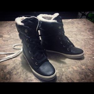 New✨Ladies Keds Sneaker Boots