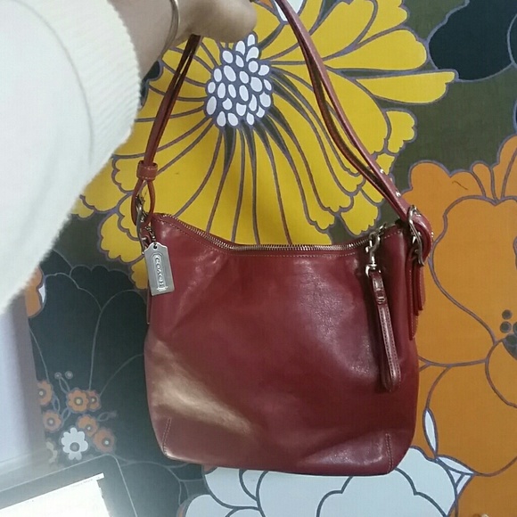 Slim legacy duffle- Red Leather coach bag - Picture 1 of 3