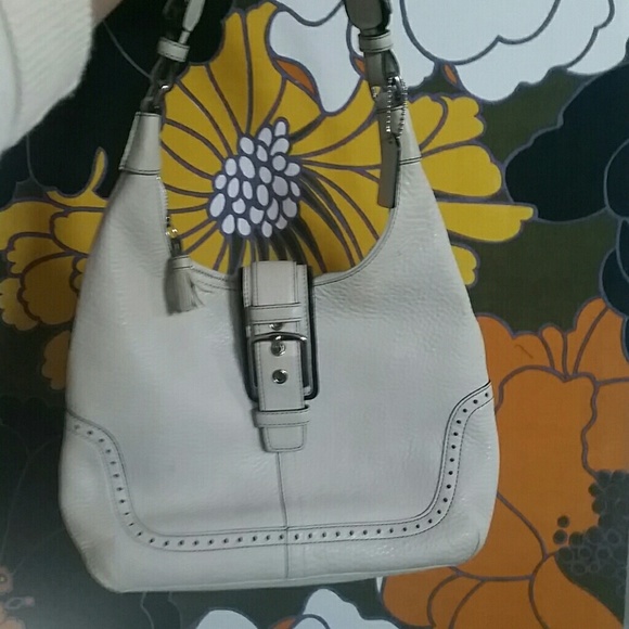 Coach Hamptons cream pebble leather hobo tote - Picture 1 of 3