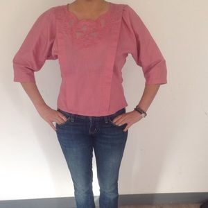 Blouse with leaf detailed neckline Blouse with leaf detailed neckline