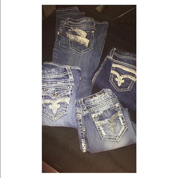 Rock Revival Jeans - Picture 1 of 1