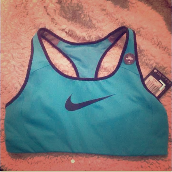 NWT Nike Shape Swoosh baby blue Sports Bra, M