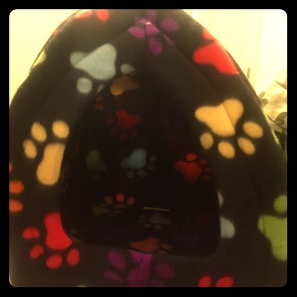 Cute little dog bed