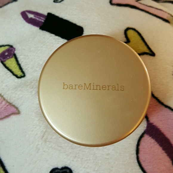 Bare minerals