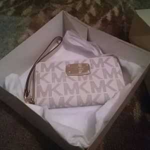 """SOLD""Michael kors