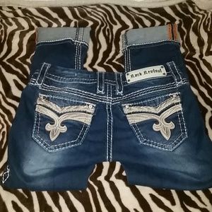 Size 26 sorrel capri!