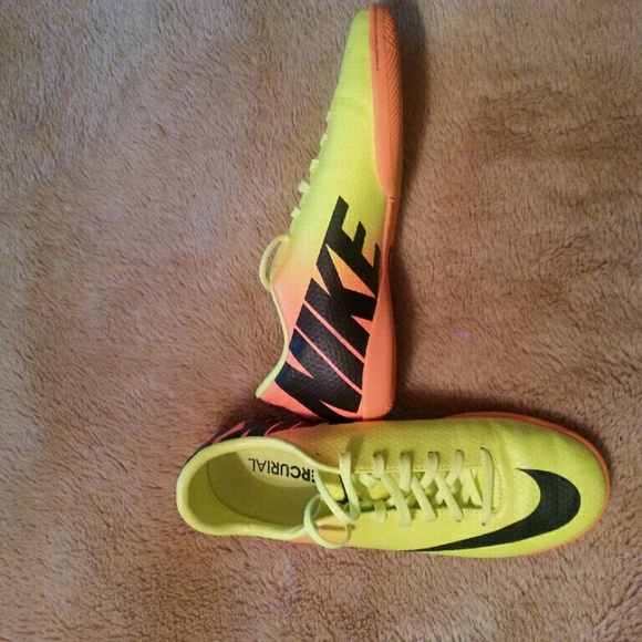 Nike shoes
