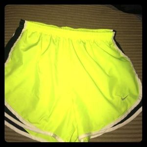 Nike Dri-Fit Size Medium Workout Shorts