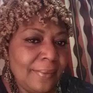 Meet your Posher, Regina cherry