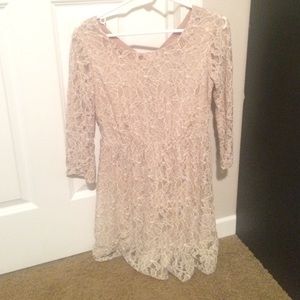 Laced dress(medium)