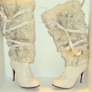 Faux Fur Knee-High Boots. <<Fierce>> 🌵🌕