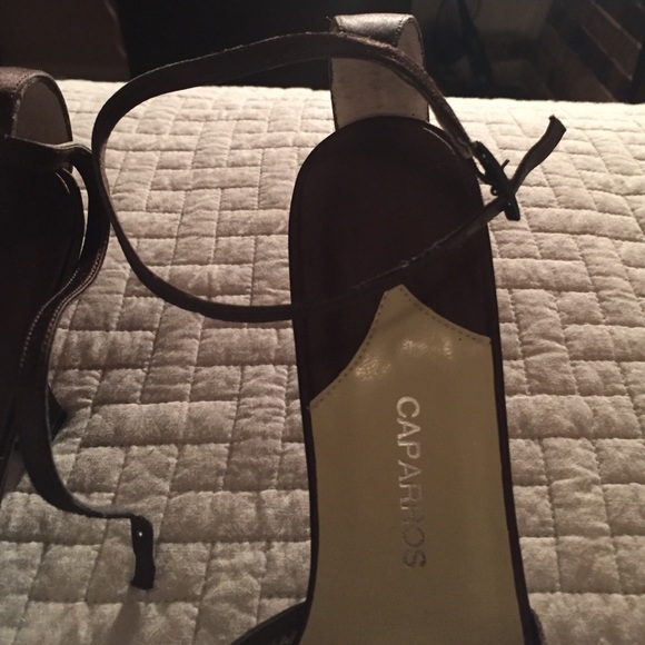 Caparros heels - Picture 3 of 4