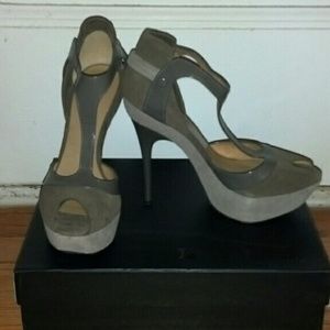 Sz 7.5 L.A.M.B. Peppa Taupe Suede Platforms