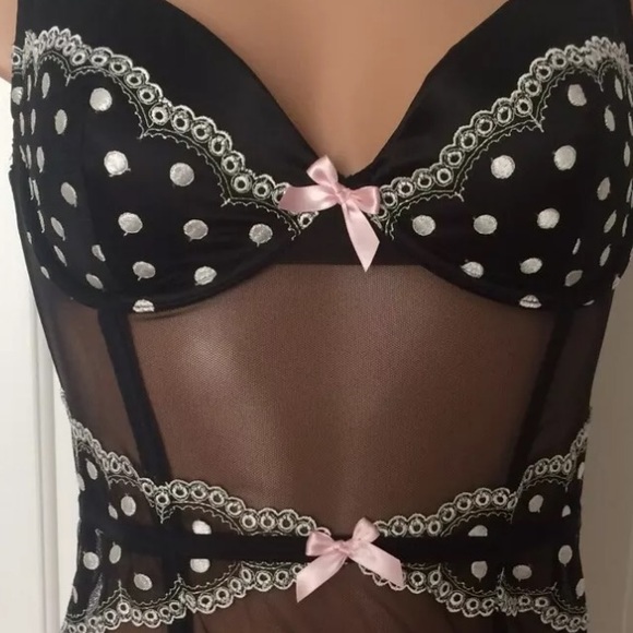Victoria Secrets Retro New Polka Dots!!!L@@K Merry