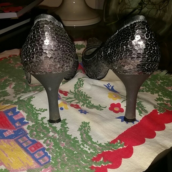 Sequin silver heels - cocktail - Picture 3 of 3