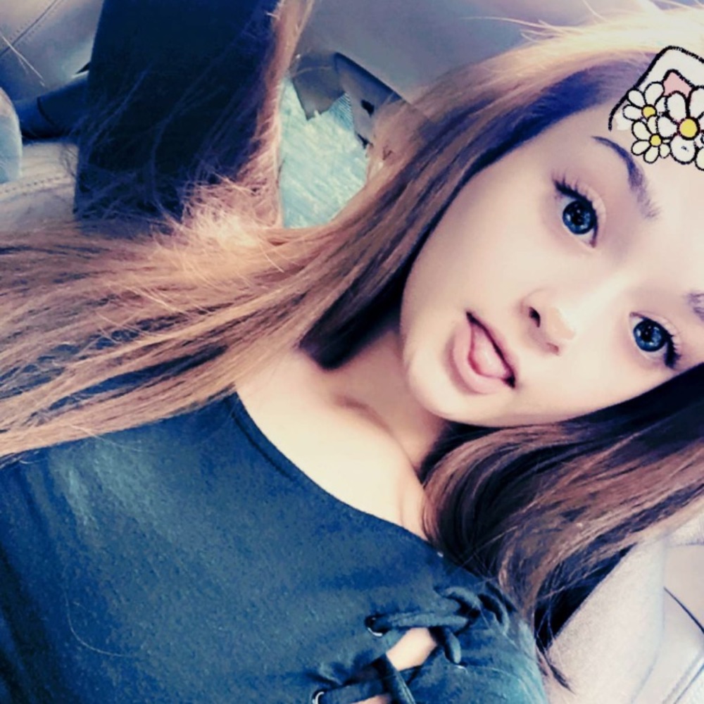 Meet your Posher, Brittani