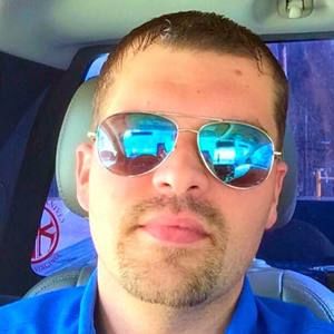 Meet your Posher, Chuck