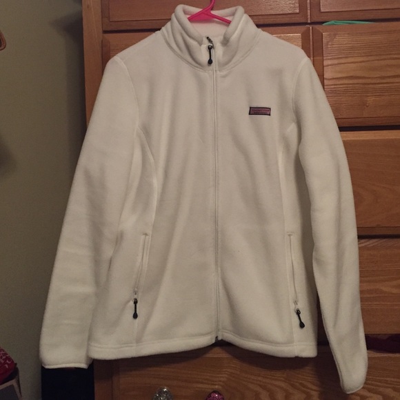 Vineyard vines