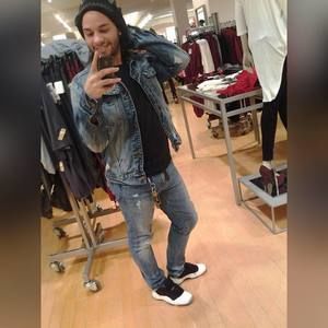 Meet your Posher, Anthony