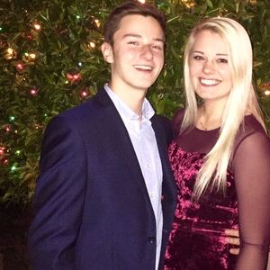 Meet your Posher, Sam