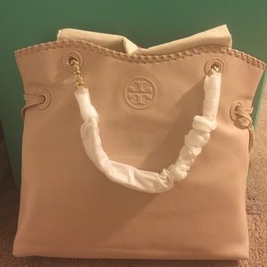NWT Tory Burch Marion Slouchy Tote in Light Oak