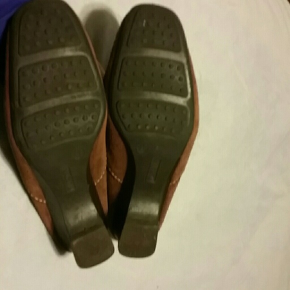 Shoes - Picture 3 of 3